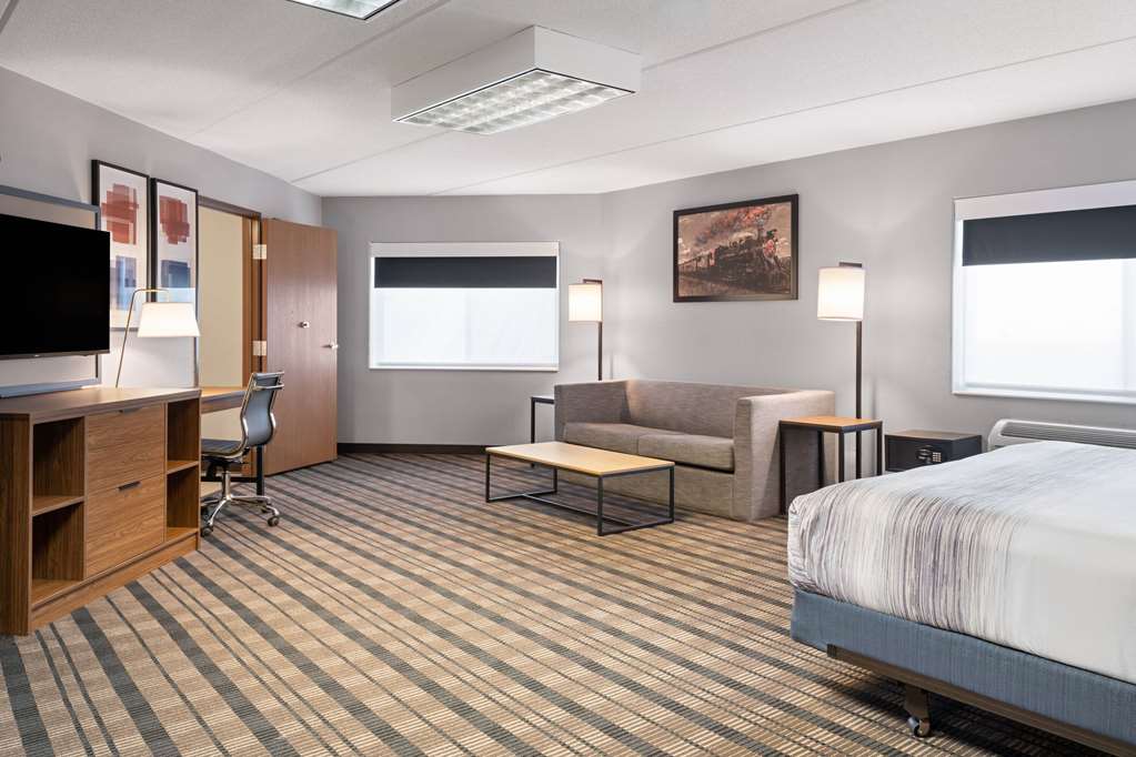 AmericInn by Wyndham Beaver Dam - photo 22