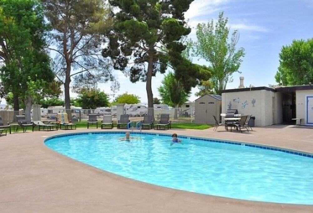 Thousand Trails Las Vegas RV Resort - photo 12