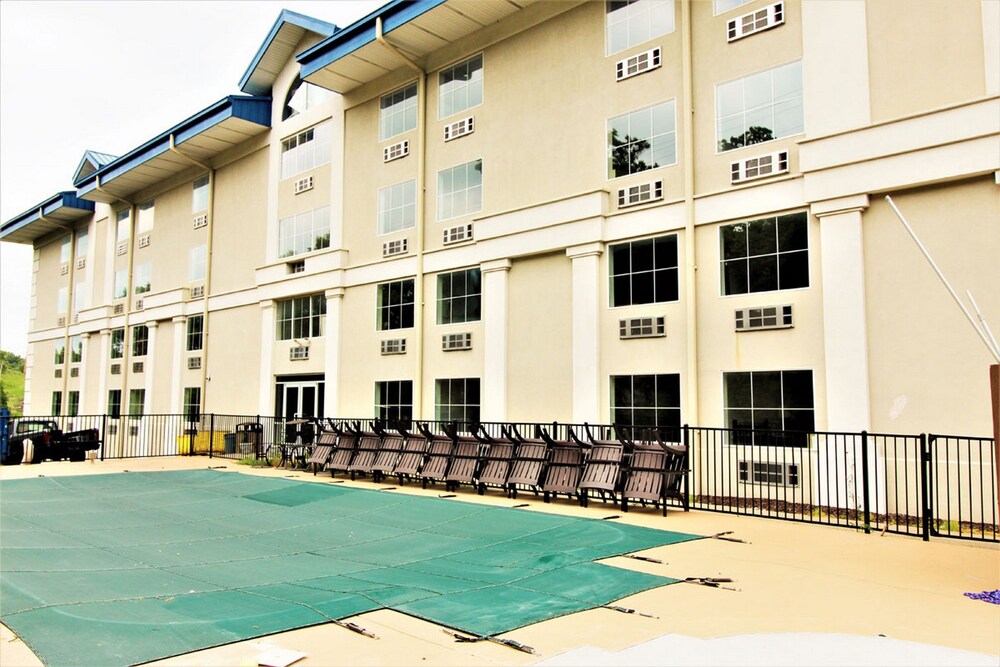The Colonnade - photo 32