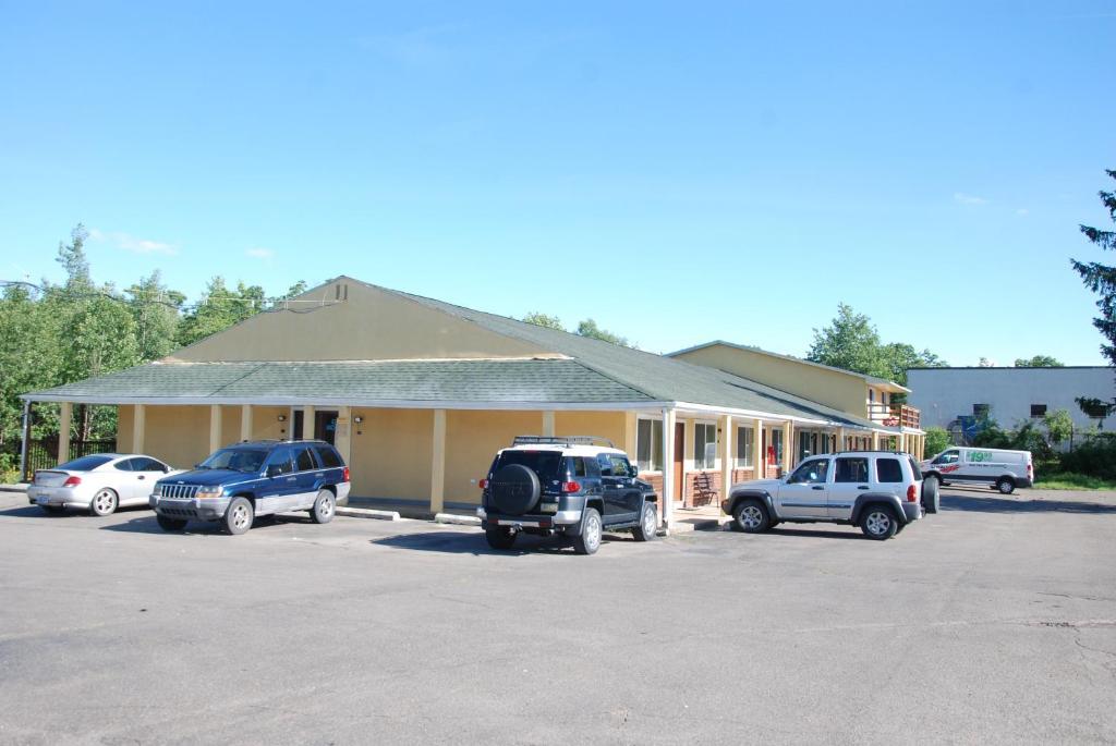 Mount Laurel Motel - photo 11