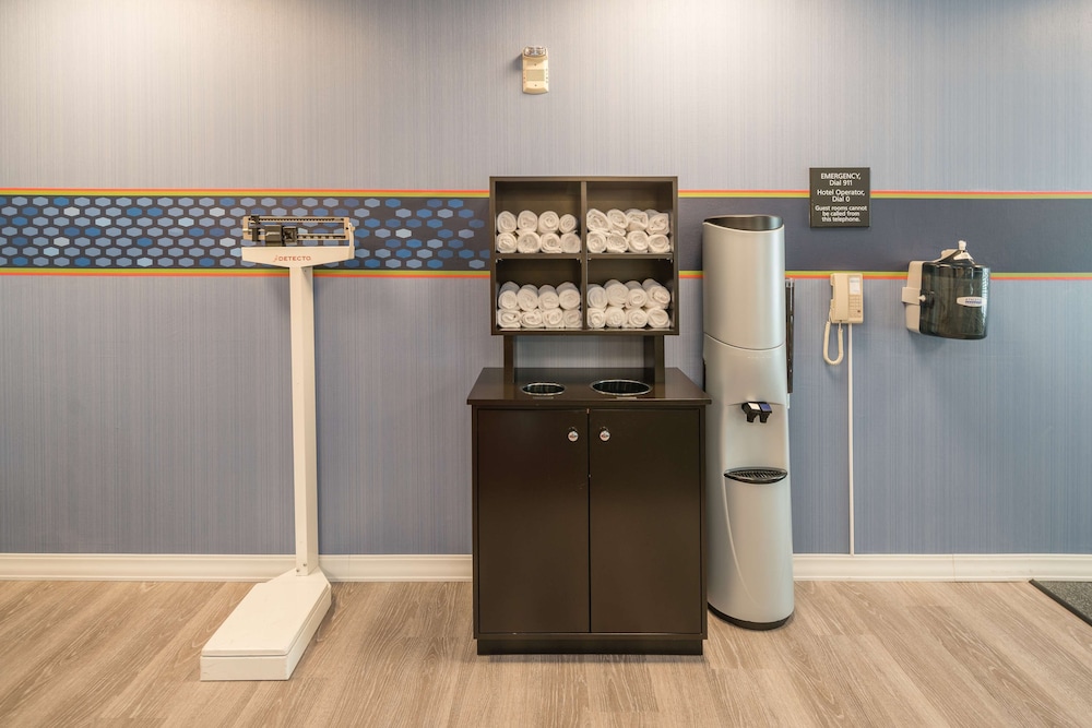 Hampton Inn Livermore - photo 26
