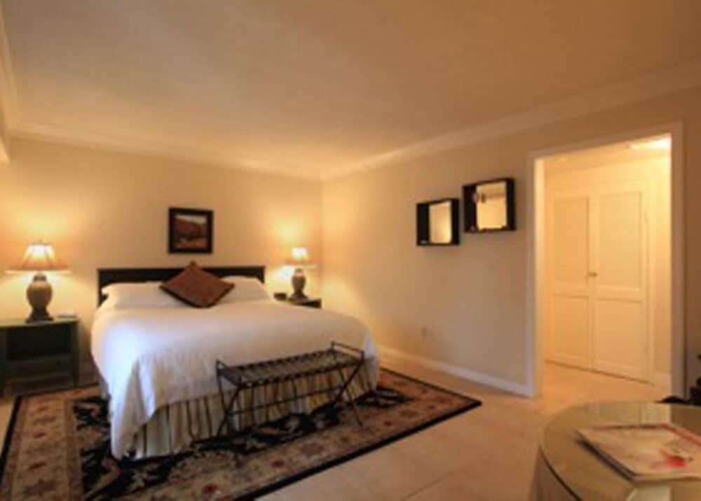 The Tides Laguna Beach - photo 27