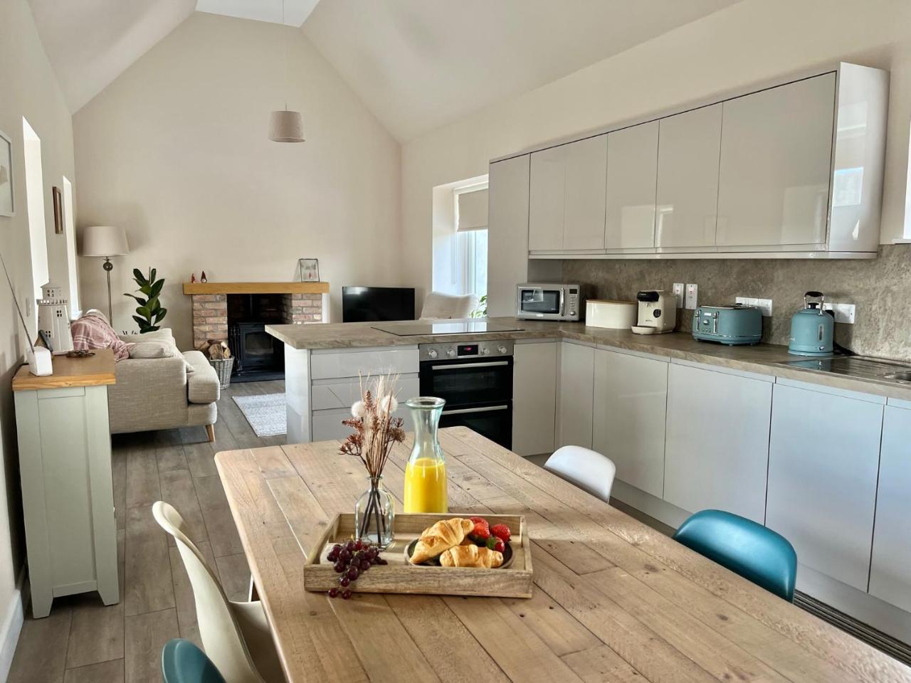 Tumbledown Croft Rural Cottage Near Cruden Bay — 4-Star Luxury Hotel in Peterhead, United Kingdom