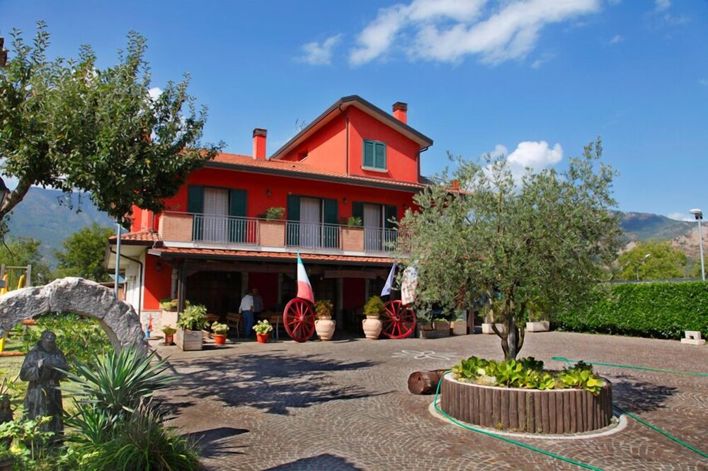 Azienda Agrituristica Pericle — hotel in Montella