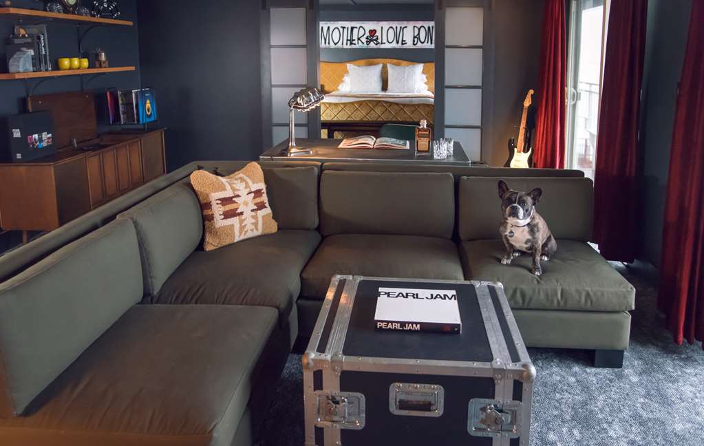 The Edgewater Hotel - photo 67