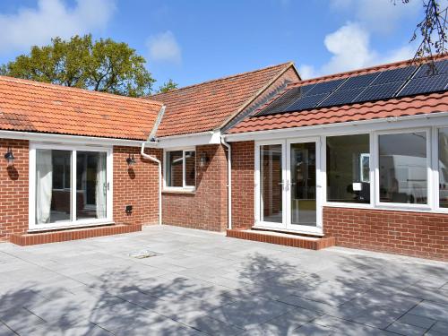 Trees Annexe - carbon neutral hotel in Gurnard