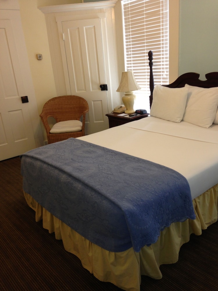 Lakeside Inn — Mount Dora — photo 4