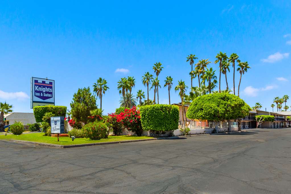Knights Inn Yuma - photo 16