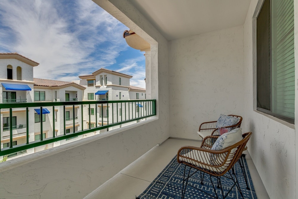 Penthouse BRAND NEW Cays at Ocotillo Lots of Upgrades 30 Night Minimum by RedAwning - photo 30