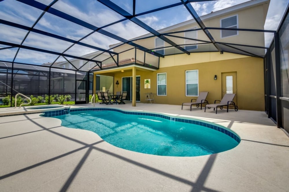 Solaterra Resort offers a wonderful experience in this 4 bedroom villa. - photo 14