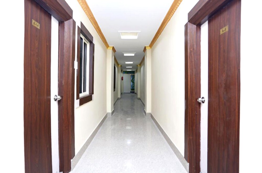 Hotel Sambit International - last minute hotel in Puri