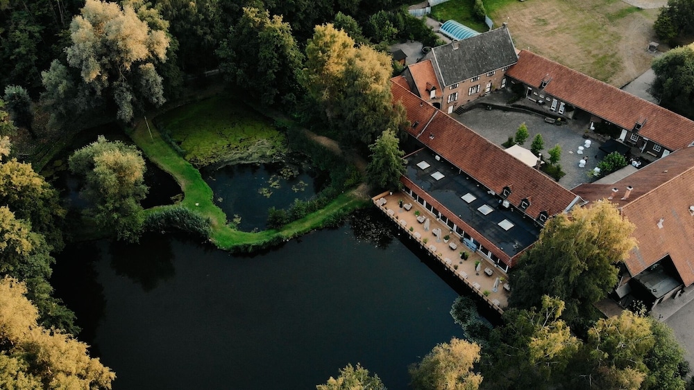 Landgoed Overste Hof — hotel in Heerlen