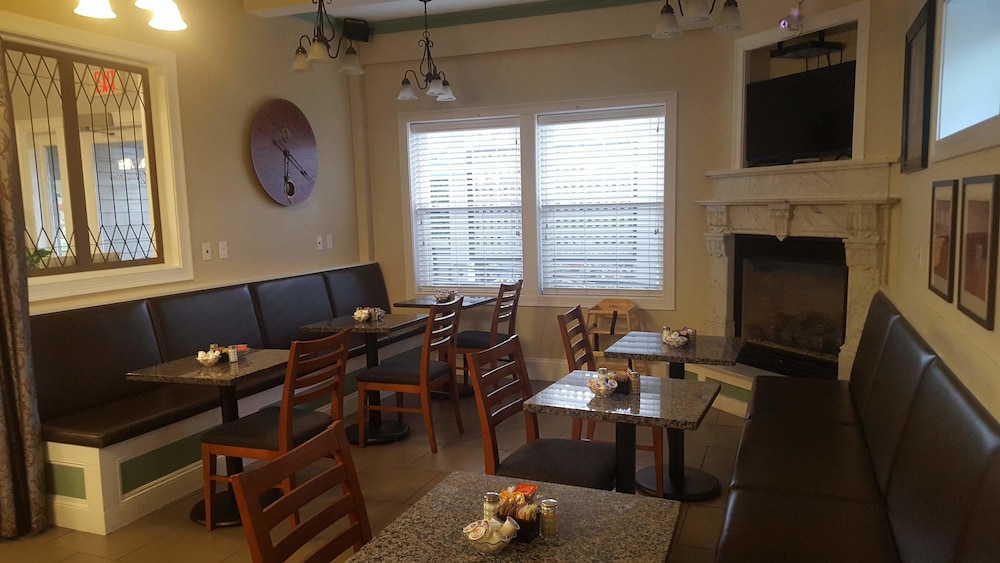 Crescent Suites Hotel - photo 34