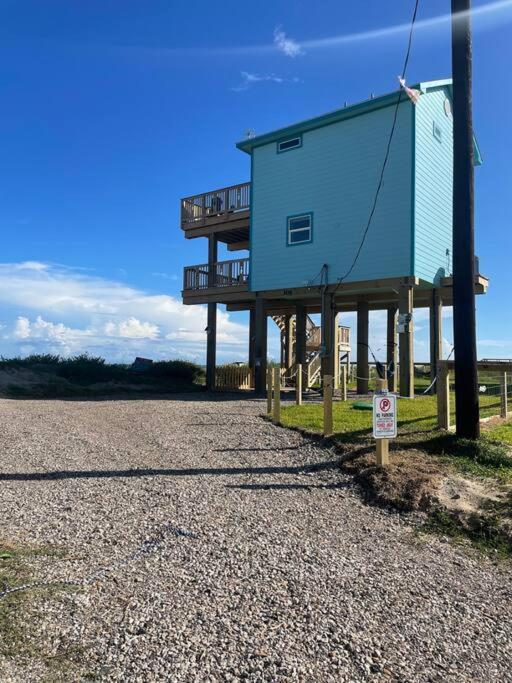 Surfside Beachfront Luxe — Freeport — photo 2