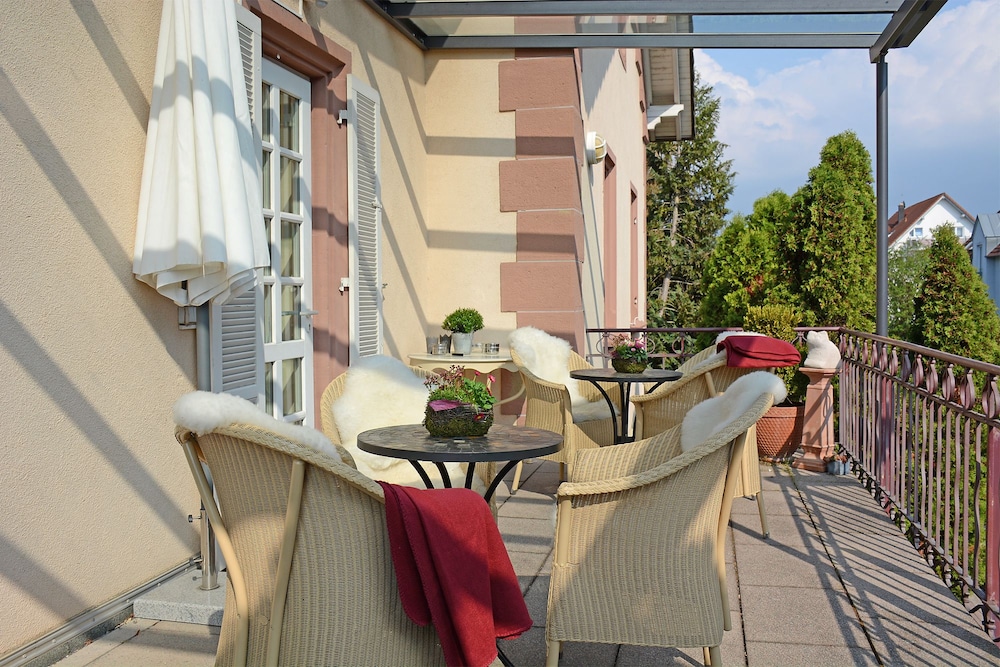 Hotel garni Kaiserstuhl in Ihringen, Germany