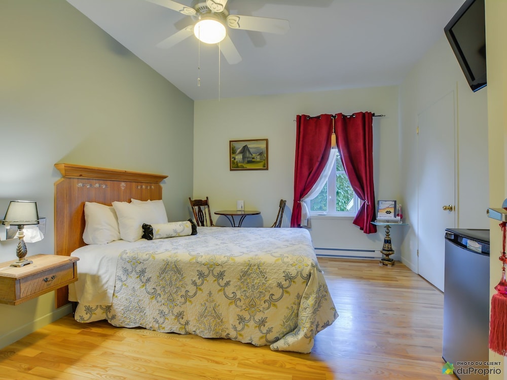 Auberge Akamaraska in Riviere-Du-Loup, Canada