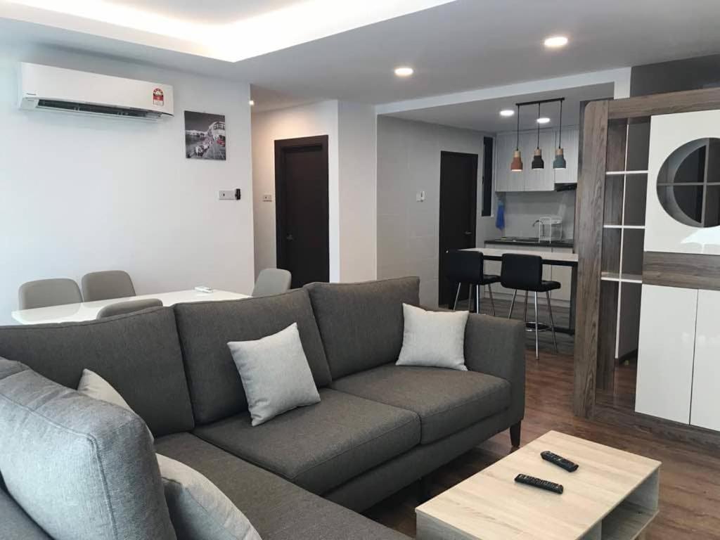 Vivacity Jazz3 Apartment Kuching 127 — 4-Star Luxury Hotel in Kuching, Malaysia