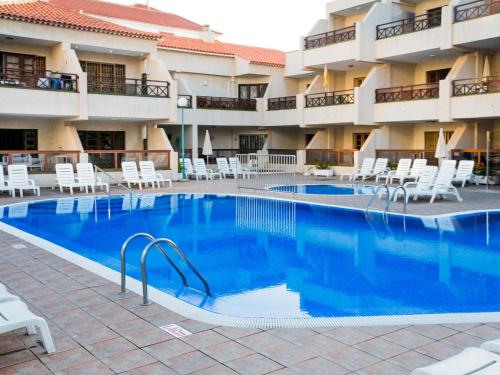 104 Andorra apartment close to the beach — 4-Star Luxury Hotel in Playa De Las Americas, Spain