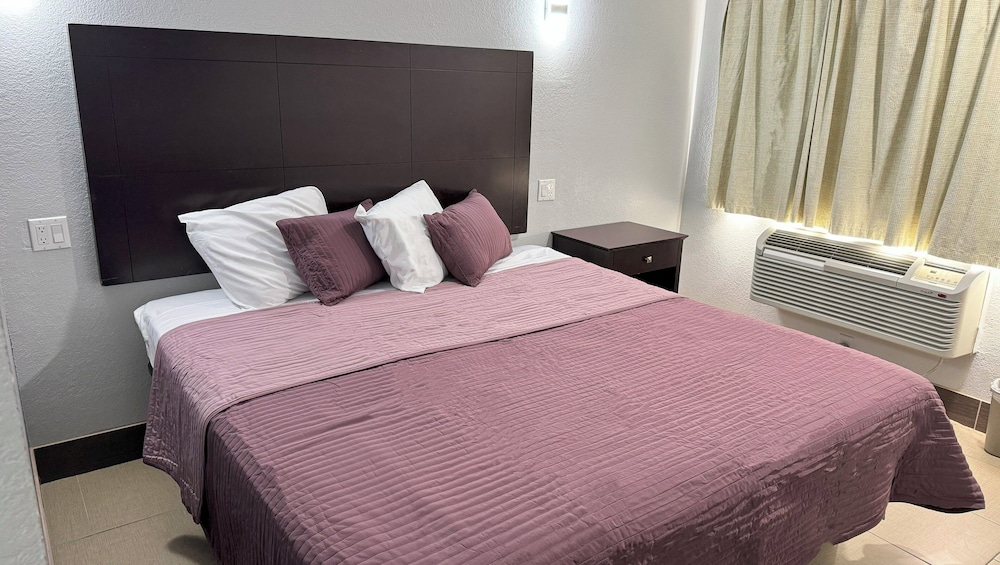 Xpress Inn & Extended Stays - photo 15