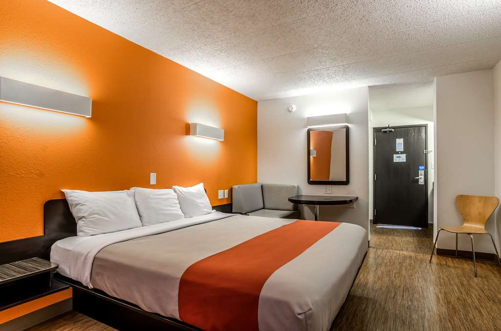 Motel 6 York NE - photo 12