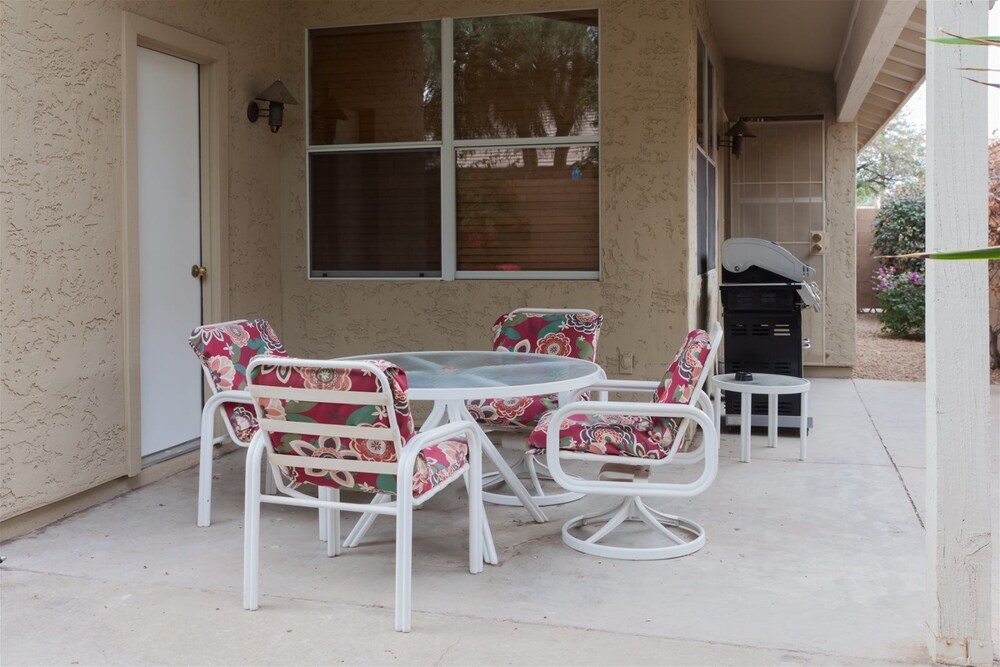 Quiet desert getaway with ping pong BBQ citrus - photo 17