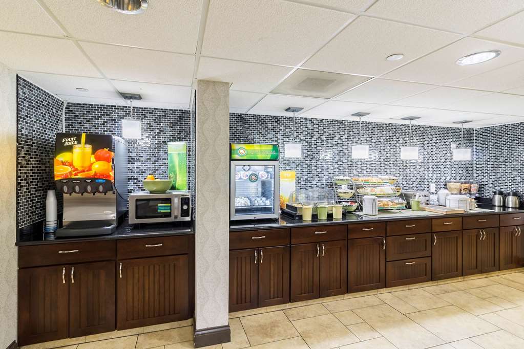 Quality Inn & Suites Arden Hills Saint Paul North - photo 29