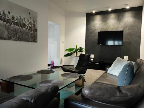 Apartament Leonardo — 4-Star Luxury Hotel in Boleslawiec, Poland