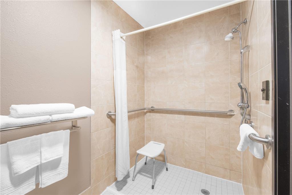 Days Inn by Wyndham Watertown - photo 10