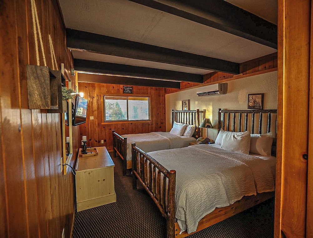 The Pines Resort - photo 19