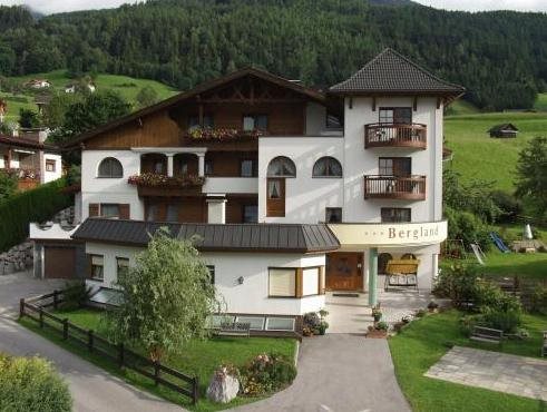 Ferienhotel Bergland — hotel in Arzl Im Pitztal