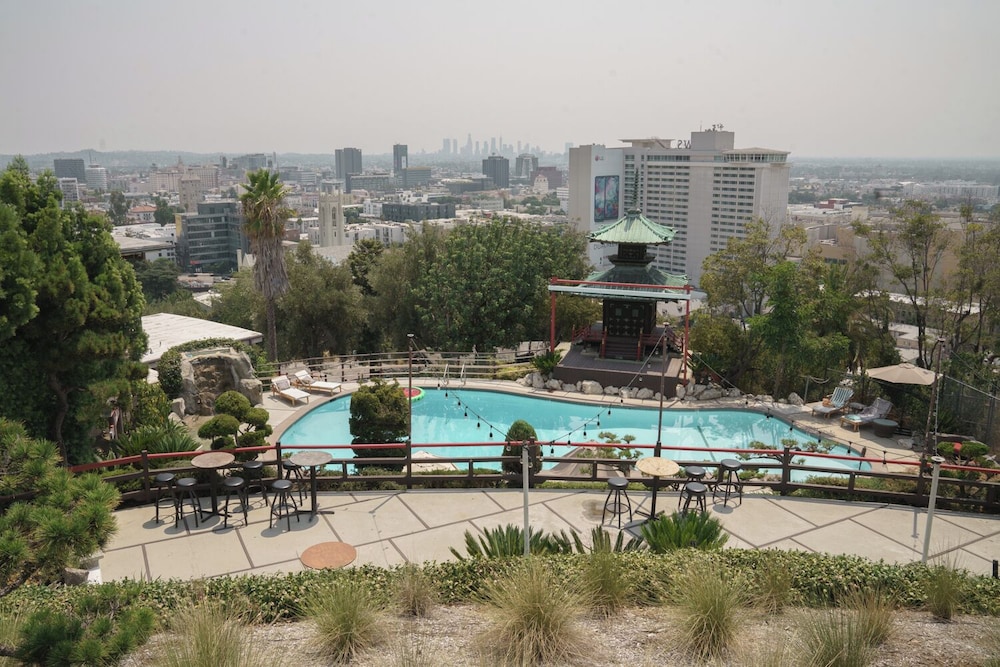 Hollywood Hills Hotel - photo 32