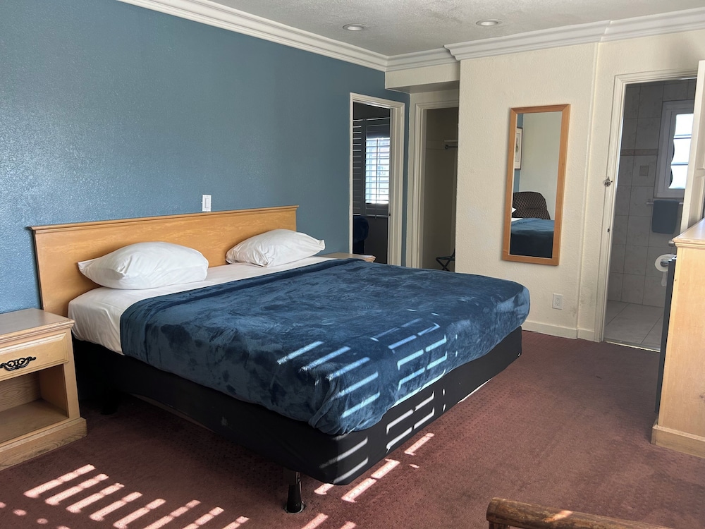 Welcome Inn on Colorado Blvd - photo 11