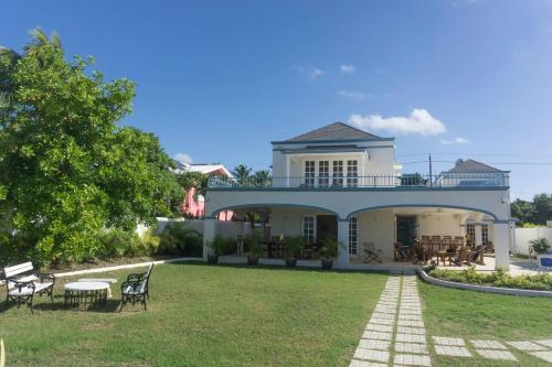 Sandgate - carbon neutral hotel in Bridgetown