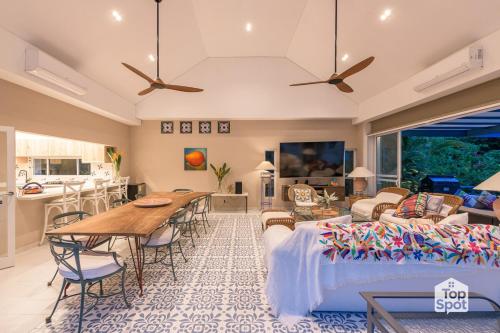 Espectacular Topspot En Penalisa — Ricaurte