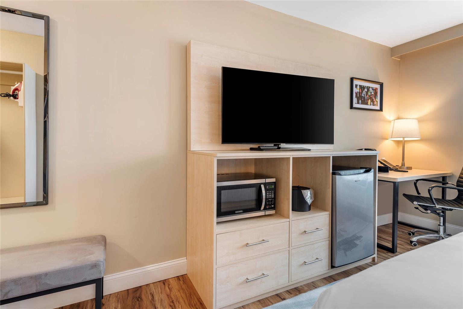 Casco Bay Hotel Portland Airport Maine Mall an Ascend Collection Hotel - photo 13