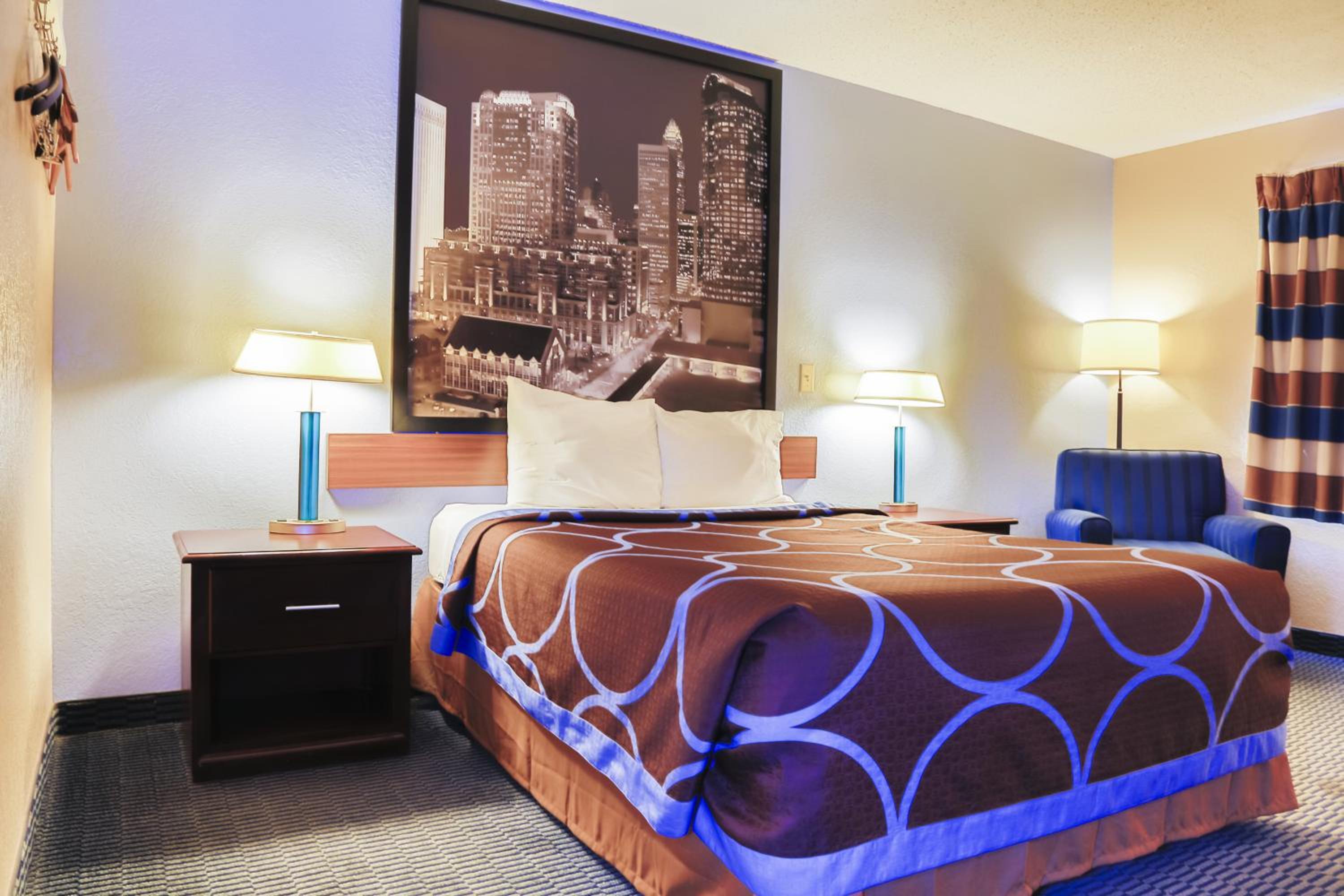 Super 8 by Wyndham Charlotte University - photo 26