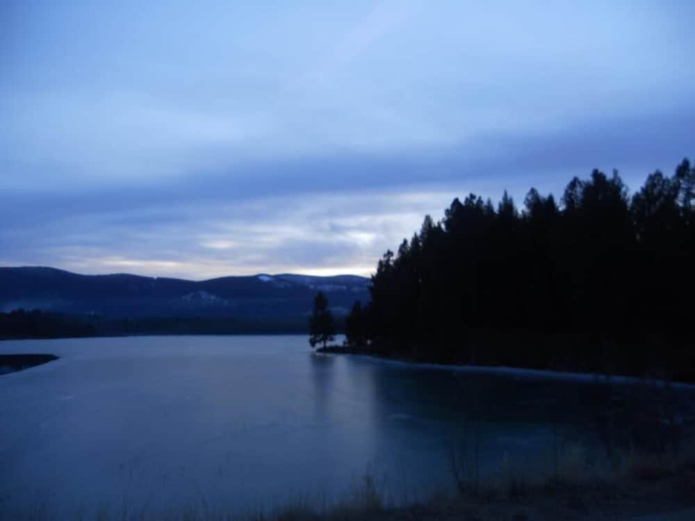 Lakeside Resort and Motel - photo 59