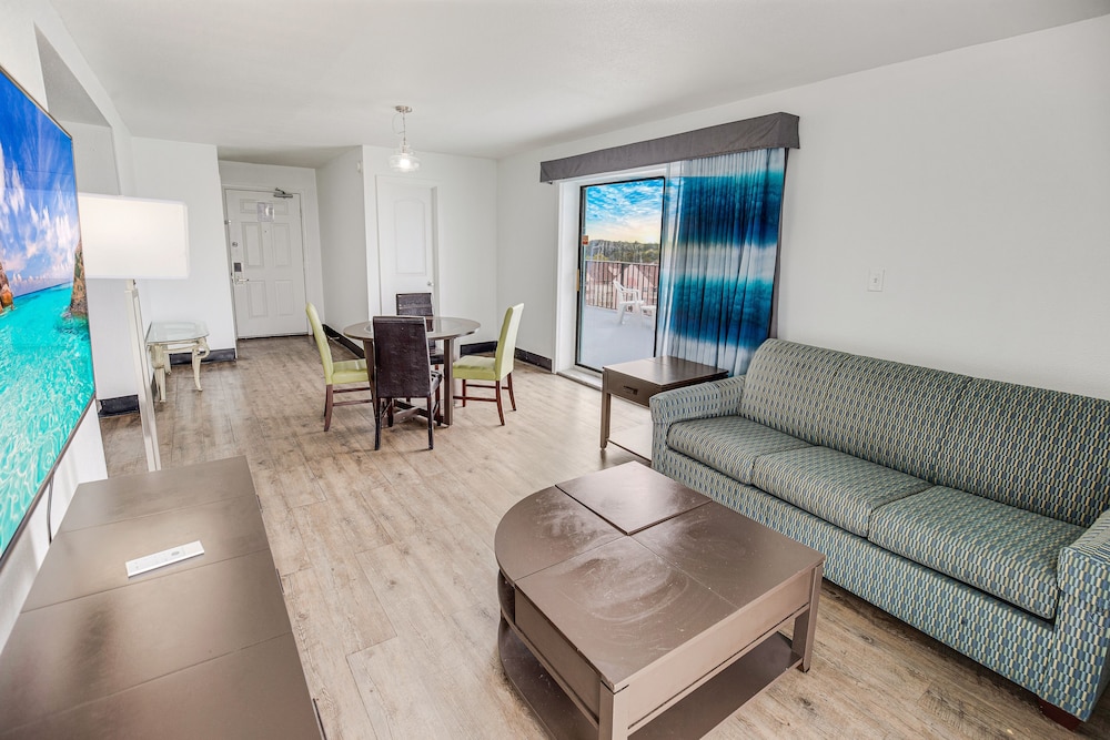 Tropical Seas Hotel - photo 38