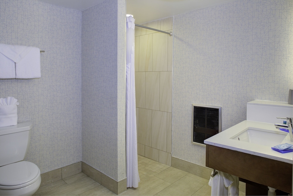 Holiday Inn Express Chester by IHG - photo 14