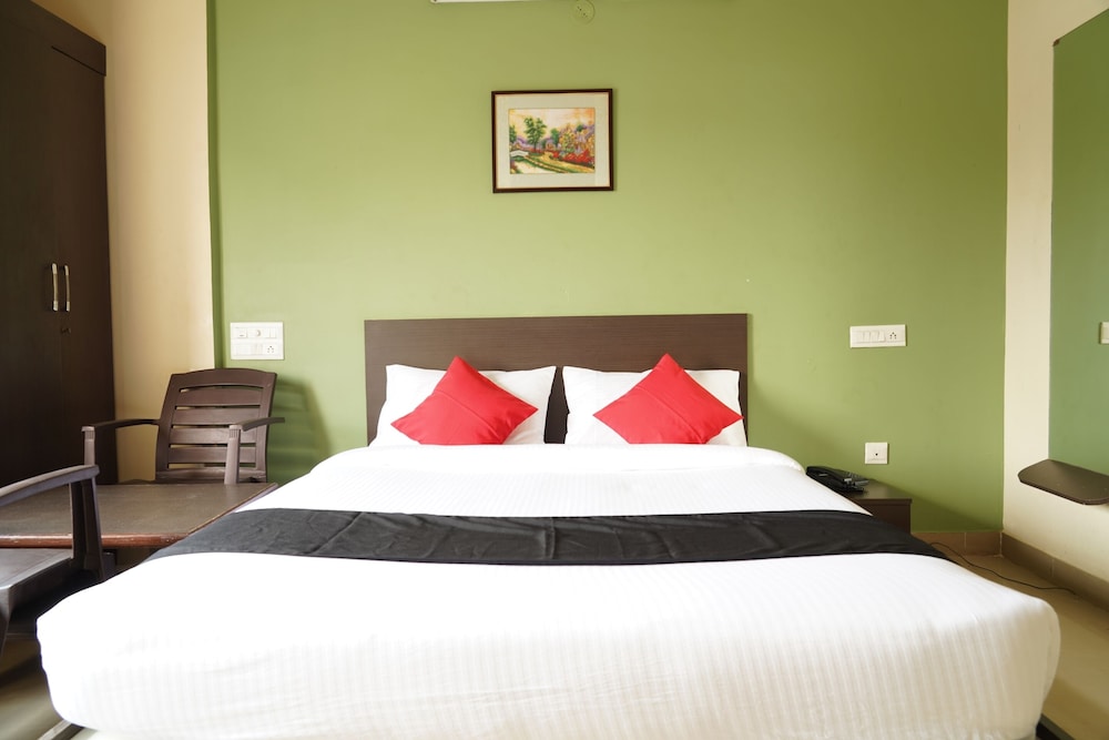 Spot On 41441 Chinthu Comforts — Tumkur