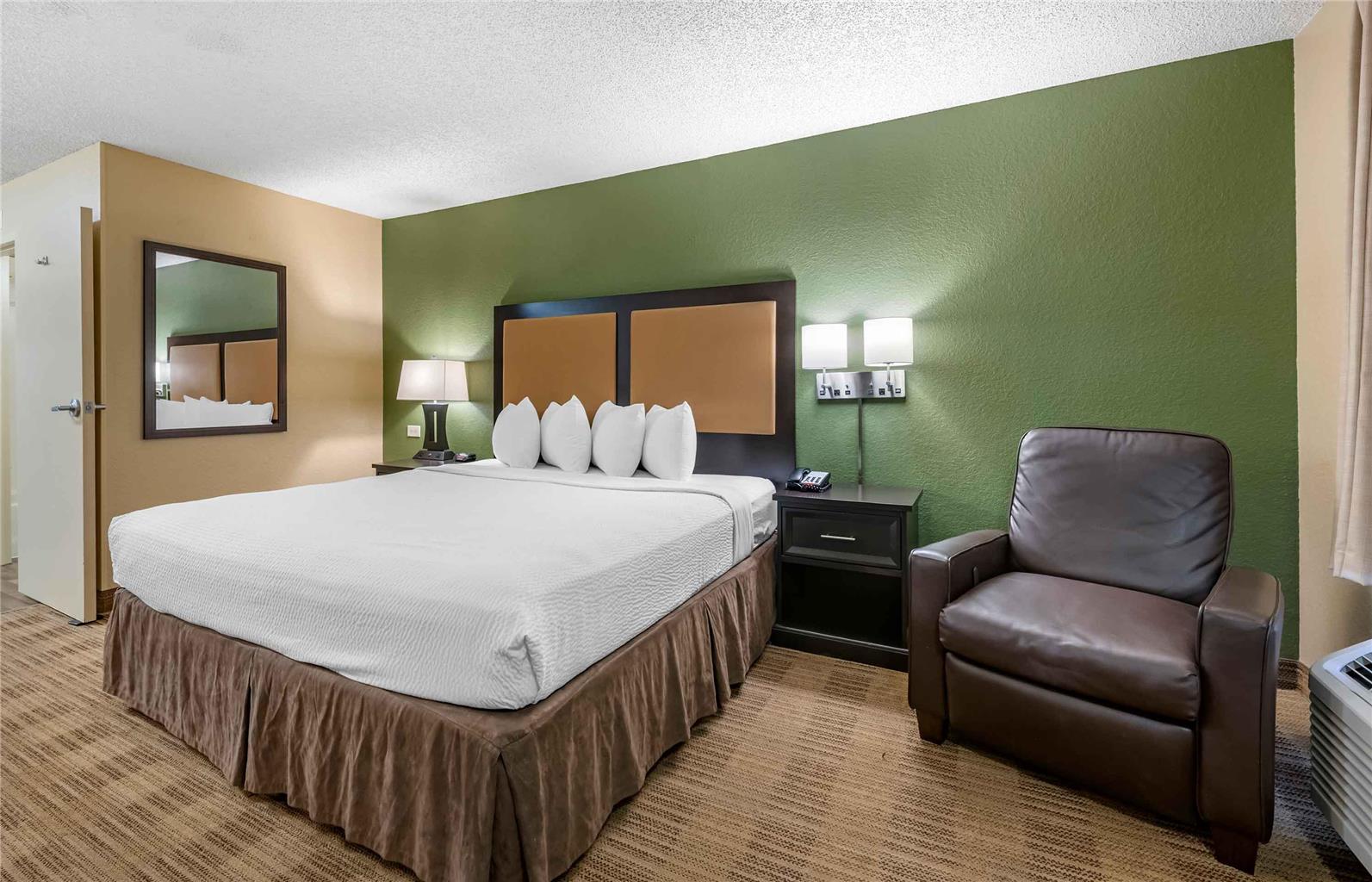 Extended Stay America Suites Orlando Theme Parks Major Blvd - photo 20