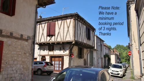 18 On The Rue — Eymet