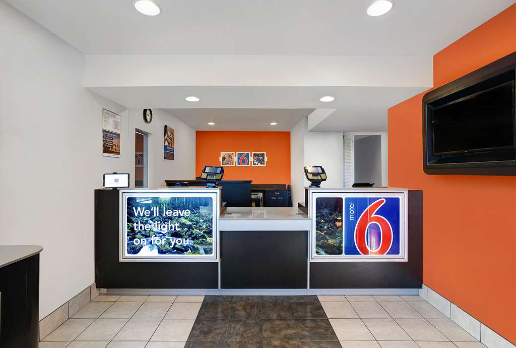 Motel 6 Troutdale OR Portland East - photo 18