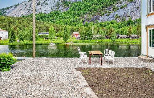 Stunning Apartment In Åmli With Wifi — 4-Star Luxury Hotel in Amli, Norway