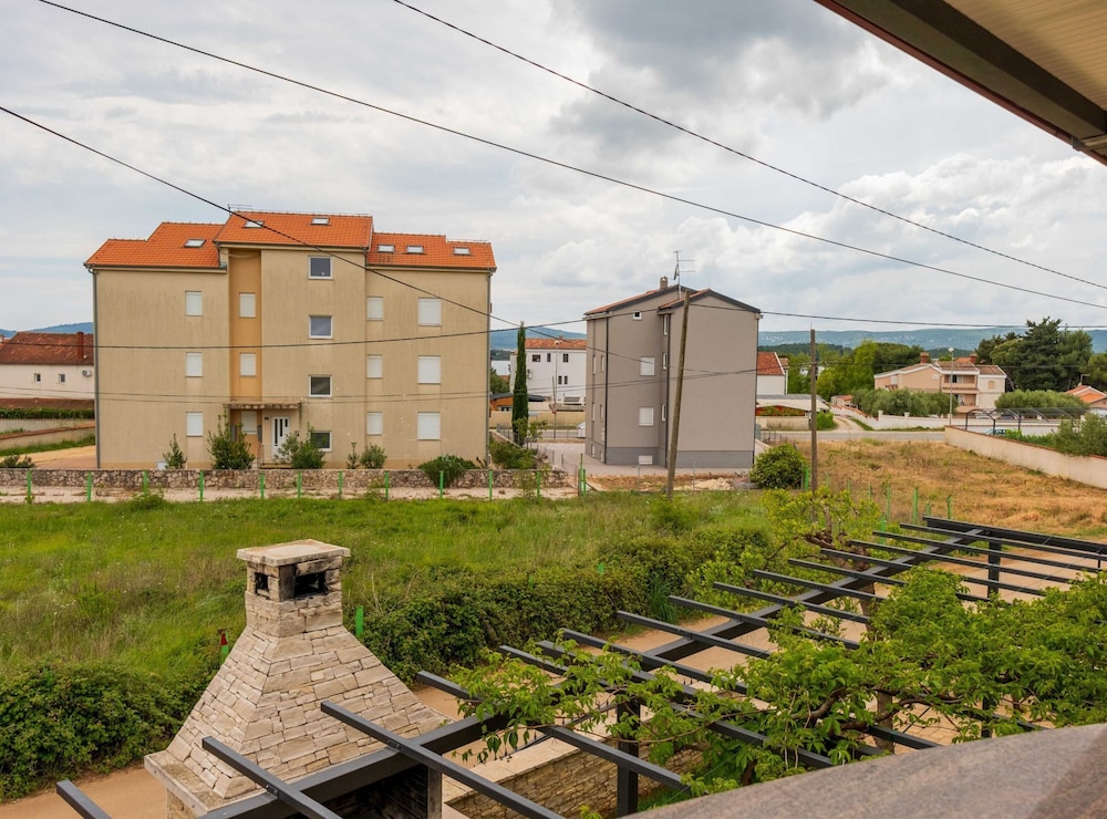 Holiday Home Nina — 4-Star Luxury Hotel in Turanj, Croatia