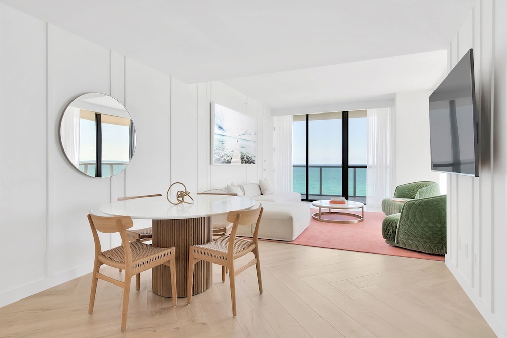 W South Beach - photo 60