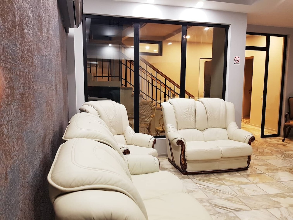 Hotel Classic - carbon neutral hotel in Tbilisi
