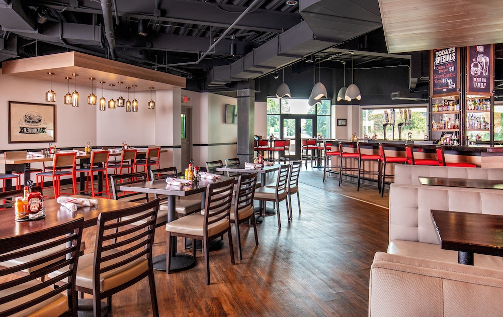 Holiday Inn Newport News Hampton by IHG - photo 21
