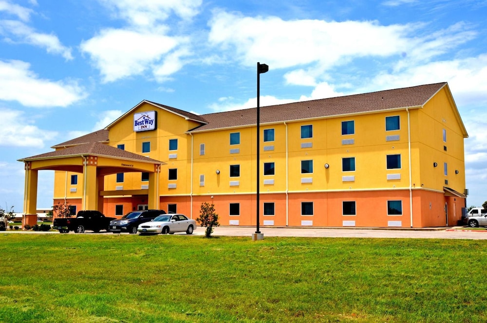 Best Way Inn Cleburne TX in Cleburne, United States
