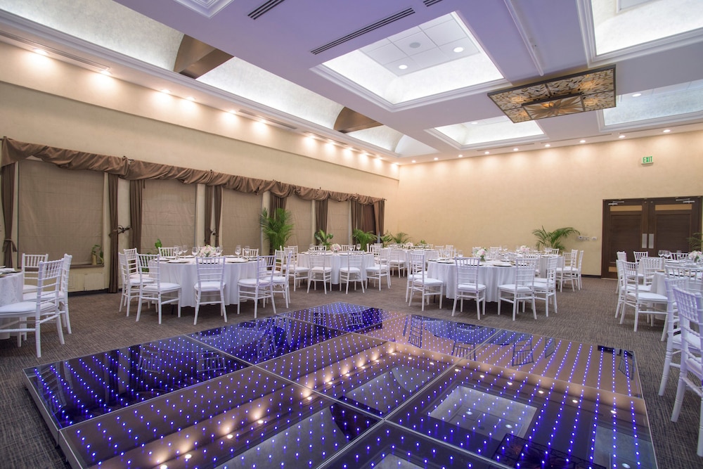 Indoor wedding